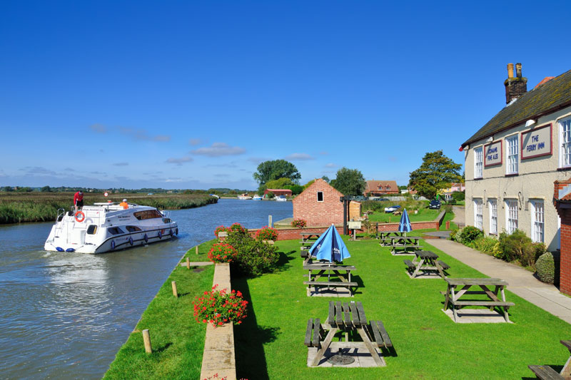 The Ferry Inn at Stokesby on the River Bure
